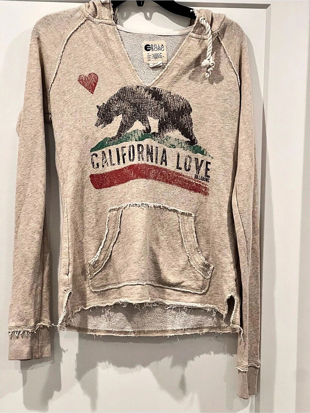 Billabong California Love 🐻 Distressed Oatmeal Pullover Hoodie M